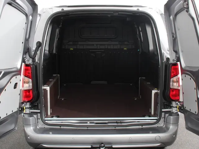 Opel Combo 1.5 BlueHDi 130 S&S L2 Automaat 2024 Diesel 18