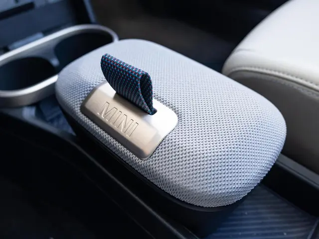 MINI 3-Deurs Cooper C 2025 Benzine 29