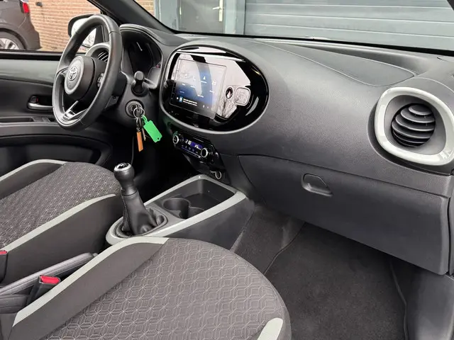 Toyota Aygo X 1.0 VVT-I MT PULSE 2024 Benzine 9