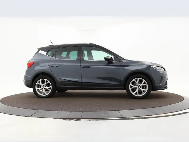 SEAT Arona 1.0 Tsi 110pk DSG FR 2022 Benzine 5