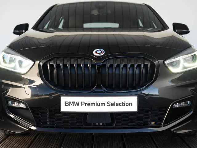 BMW 1 Serie 120i 2022 Benzine 14