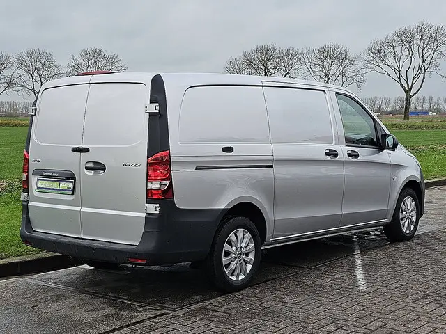 Mercedes-Benz Vito 3