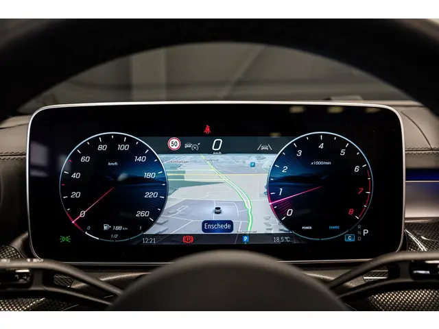 Mercedes-Benz CLE Cabriolet 200 AMG Line 2024 Benzine 34