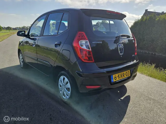 Hyundai i10 3