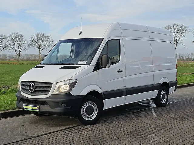 Mercedes-Benz Sprinter 210 2016 Diesel 2
