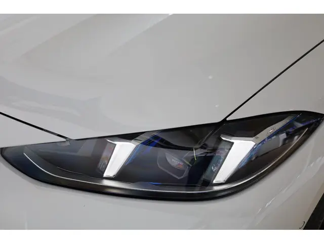 BMW i4 eDrive40 2025 Elektrisch 33