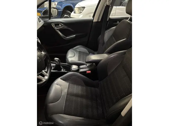 Peugeot 2008 1.2 PureTech Allure 2017 Benzine 5