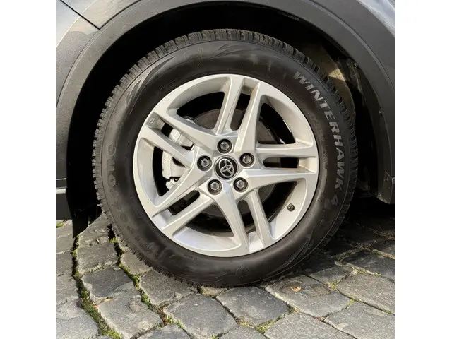 Toyota C-HR 1.8 Hybrid Dynamic 2022 Hybride Benzine 6