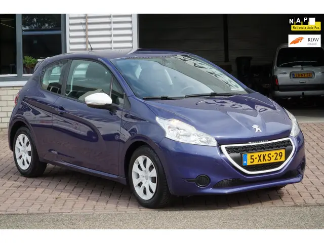 Peugeot 208 1.0 VTi LIKE SPORTLINE 2014 Benzine