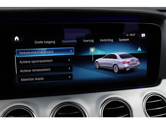 Mercedes-Benz E-Klasse 220 d Avantgarde | 2021 Diesel 38