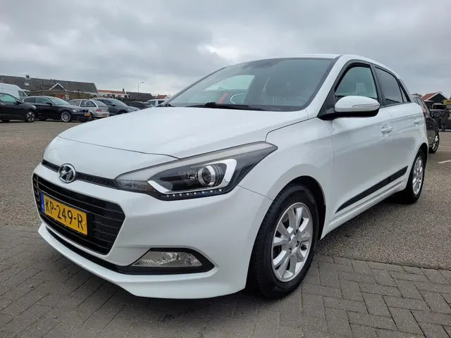 Hyundai i20 1.0 T-GDI Go! 2016 2016 Benzine 14