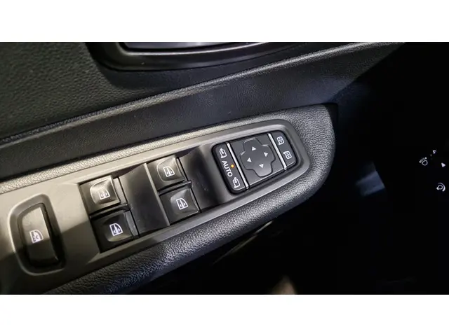 Renault Captur 0.9 TCe 90 Intens 2018 Benzine 21