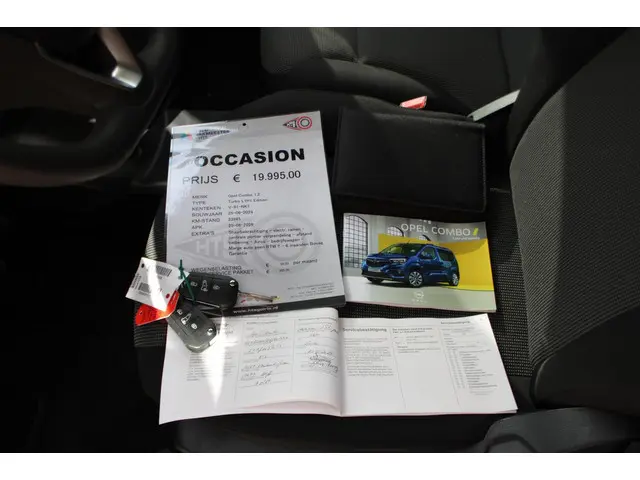 Opel Combo 1.2 PureTech 110 S&S L1 BTW VRIJ !! 2024 Benzine 34