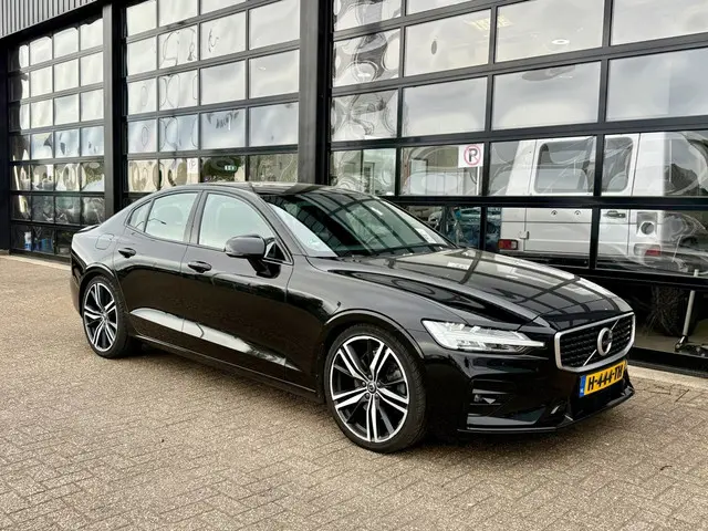 Volvo S60 2.0 T5 R-Design 2019 Benzine 7