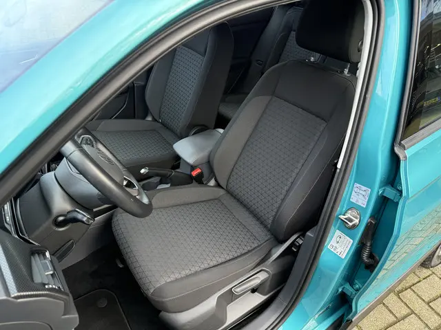 Volkswagen T-Cross 1.0 TSI Life Business 2021 Benzine 10