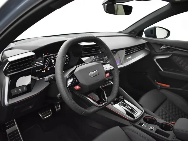 Audi RS3 Sportback 2.5 TFSI quattro 400 PK 2025 Benzine 16