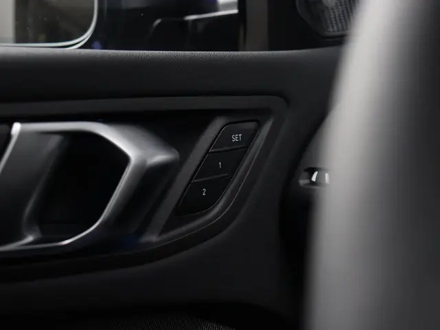 BMW 1 Serie 5-deurs 120 2025 Benzine 31