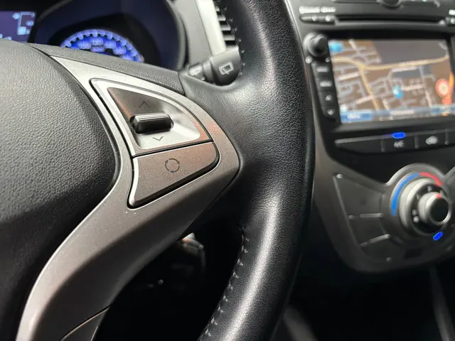 Hyundai ix20 1.4i Go! / Navigatie / Camera 2016 Benzine 18