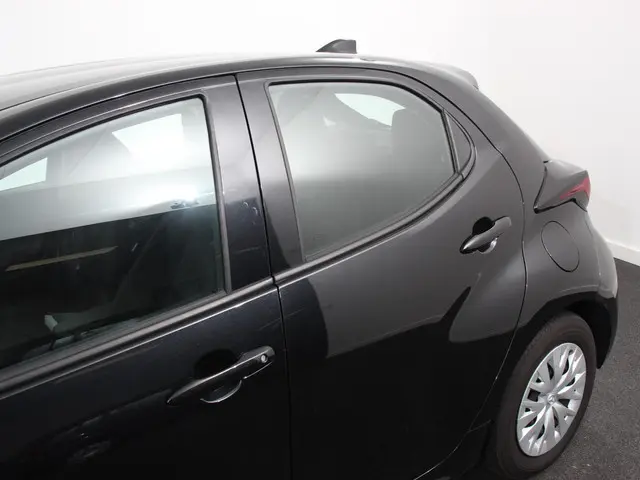 Mazda 2 Hybrid 1.5 Prime-line 2024 Hybride Benzine 24
