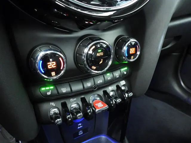 MINI 5-Deurs Cooper 2023 Benzine 28