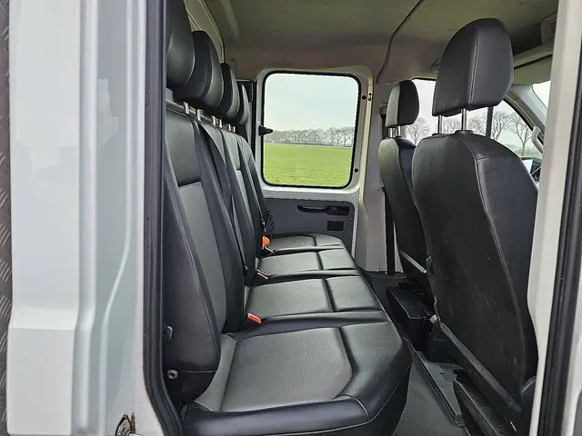 Volkswagen Crafter 35 2.0 2018 Diesel 10