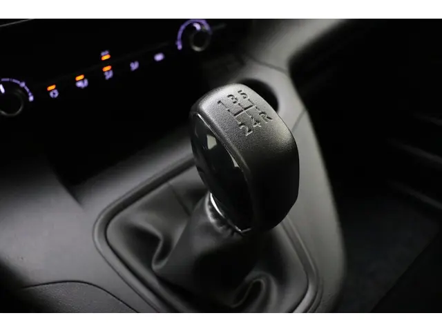 Opel Combo 1.5D L1H1 Edition 2020 Diesel 27