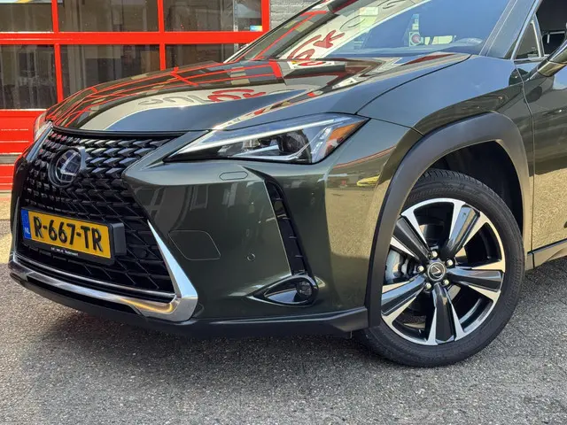 Lexus UX 250h Preference Line 2022 Hybride Benzine 5