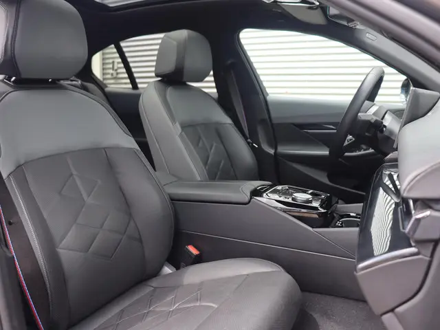 BMW i5 Sedan eDrive40 2024 Elektrisch 8