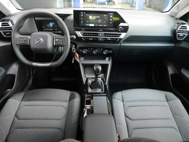 Citroën C4 1.2 Puretech 130 You 2025 Benzine 12