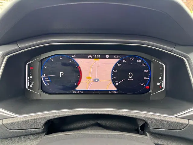 Volkswagen T-Roc 1.5 TSI Sport 2021 Benzine 29