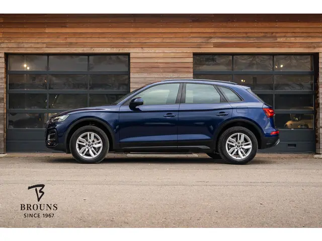 Audi Q5 50 TFSI e 2021 Hybride Benzine 2