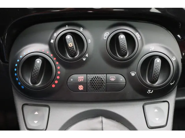 Fiat 500 0.9 TwinAir Turbo 2014 Benzine 35