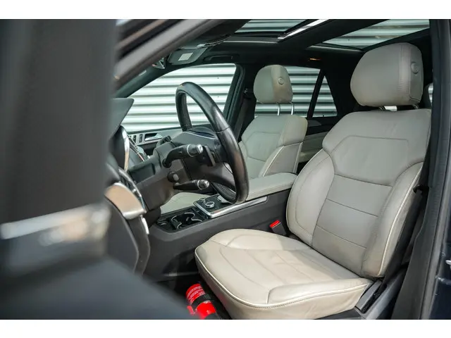 Mercedes-Benz M-Klasse 500 2013 Benzine 8