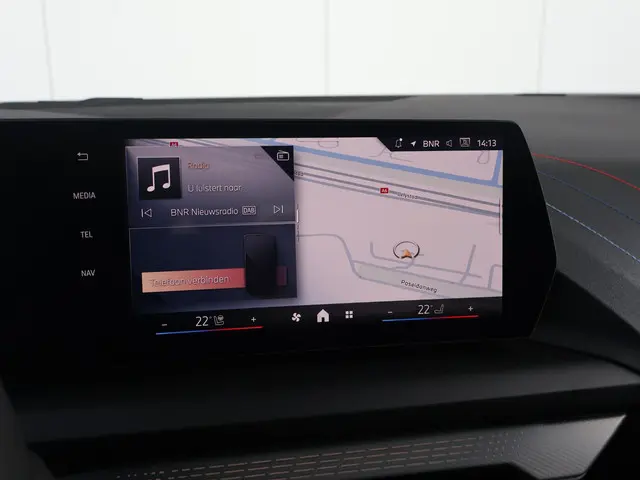 BMW 1 Serie 120 2025 Benzine 19