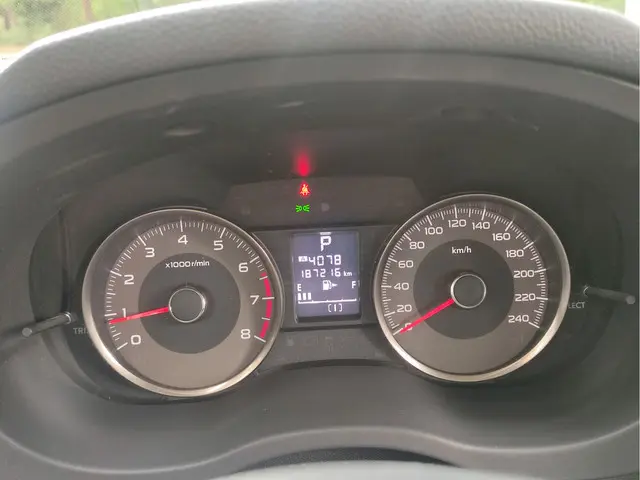 Subaru Forester 2.0 Luxury 2015 Benzine 13