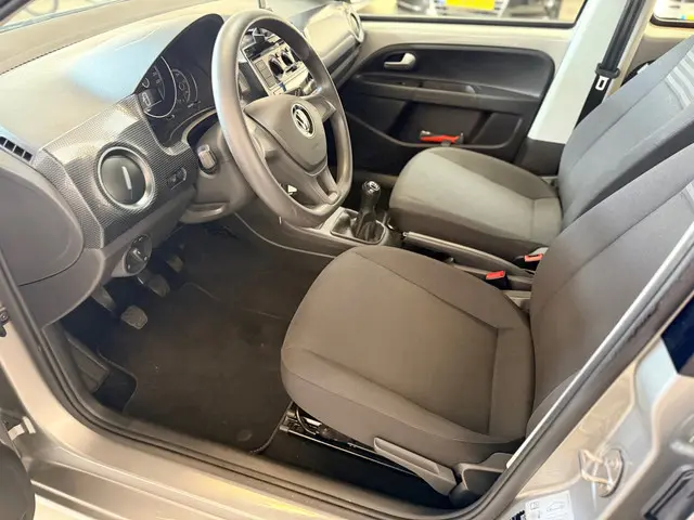 Volkswagen up! 1.0 2022 Benzine 6