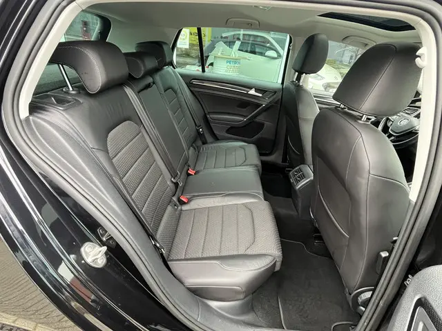 Volkswagen Golf 1.2 TSI Business Edition 2015 Benzine 26