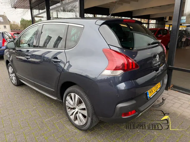 Peugeot 3008 1.2 PureTech Style / apk11-2026 2015 Benzine 14