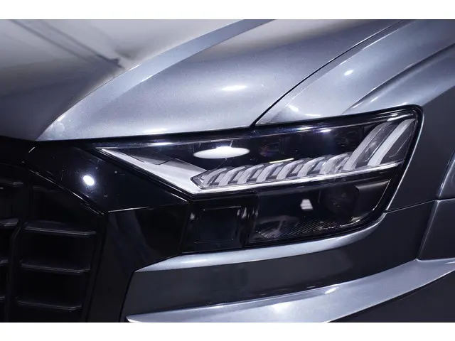 Audi Q8 55 TFSI quattro 2019 Benzine 19