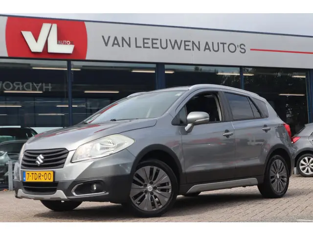 Suzuki S-Cross SX4 1.6 Exclusive 2014 Benzine