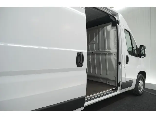 Citroën Jumper 2.2 BlueHDi 120 L2H2 3.0t 2023 Diesel 15