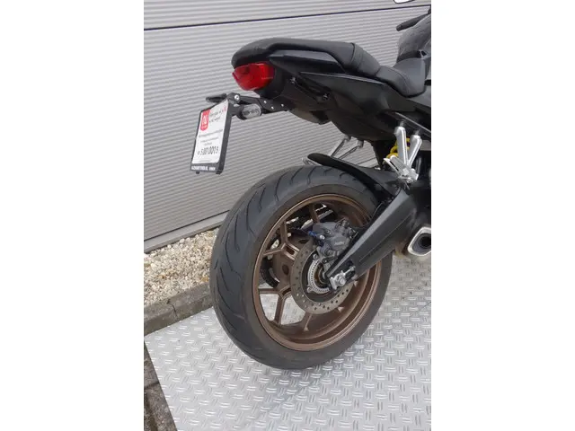 Honda CB 650 R 2019 Benzine 11