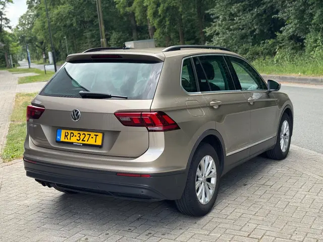 Volkswagen Tiguan 1.4 TSI Comfortline 2018 Benzine 3