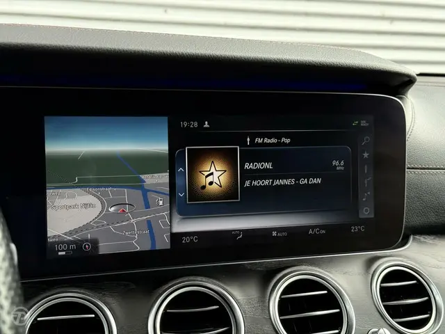 Mercedes-Benz E-Klasse 220 d Prestige Plus 2016 Diesel 22