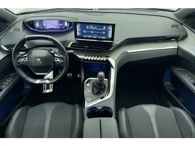 Peugeot 3008 1.2T 130pk GT 2024 Benzine 29