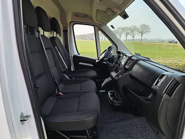 Peugeot Boxer 2.2 2024 Diesel 7