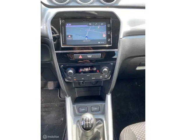 Suzuki Vitara 1.6 Exclusive 2015 Benzine 8