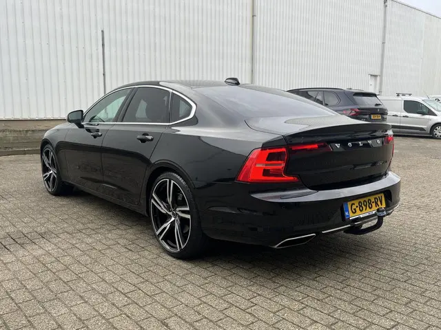 Volvo S90 2.0 T4 Inscription 2018 Benzine 67
