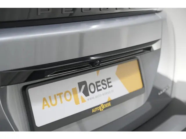 Peugeot 2008 1.2 Hybrid 145 Allure 2025 Hybride Benzine 4