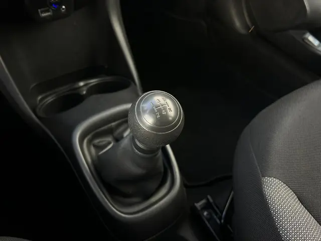 Peugeot 108 1.0 e-VTi Access 2016 Benzine 12